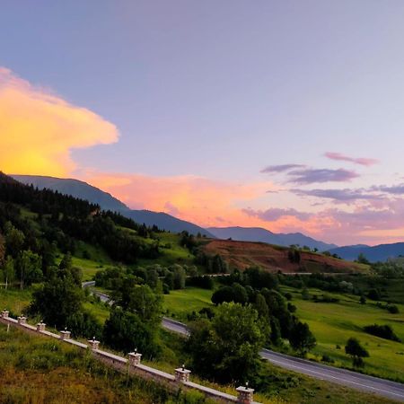 Black Forest Hotel Savsat Екстер'єр фото