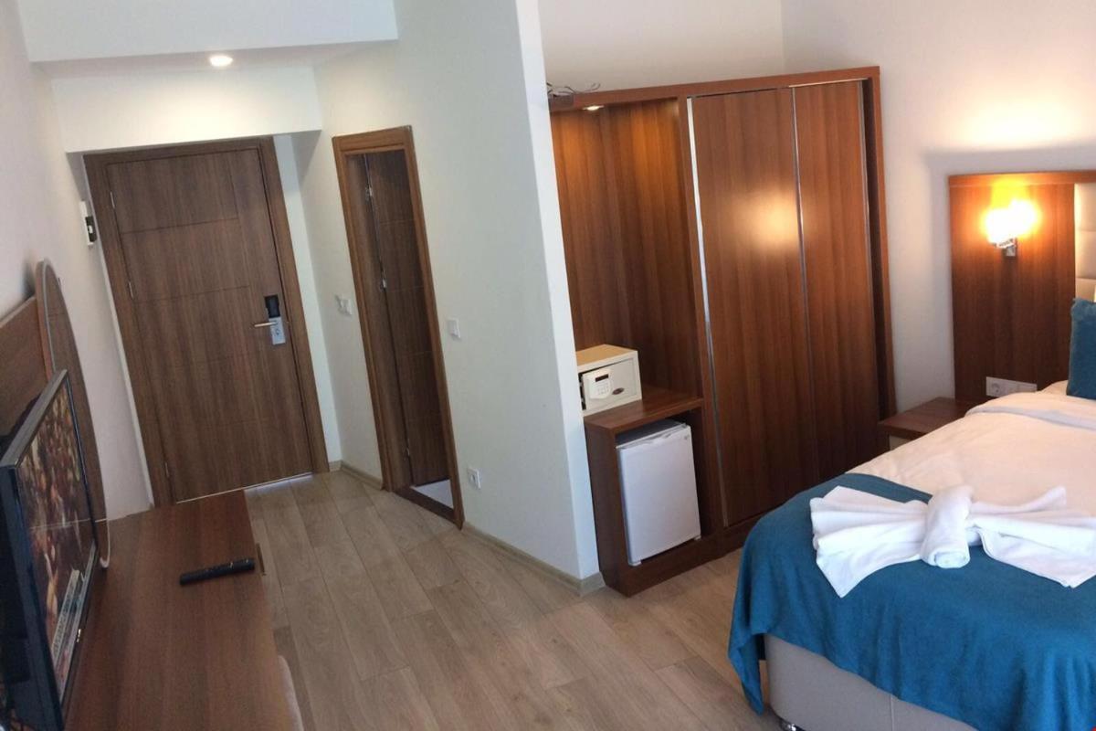 Black Forest Hotel Savsat Екстер'єр фото