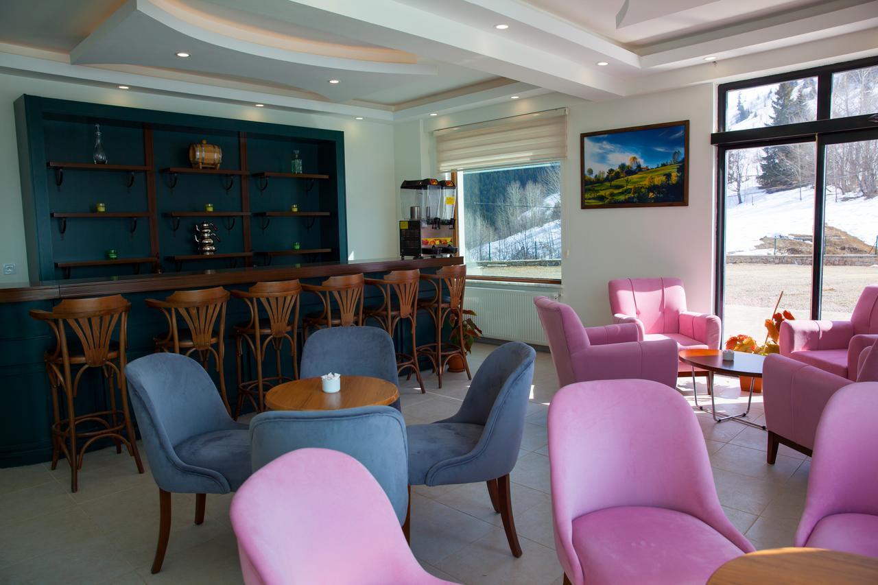 Black Forest Hotel Savsat Екстер'єр фото