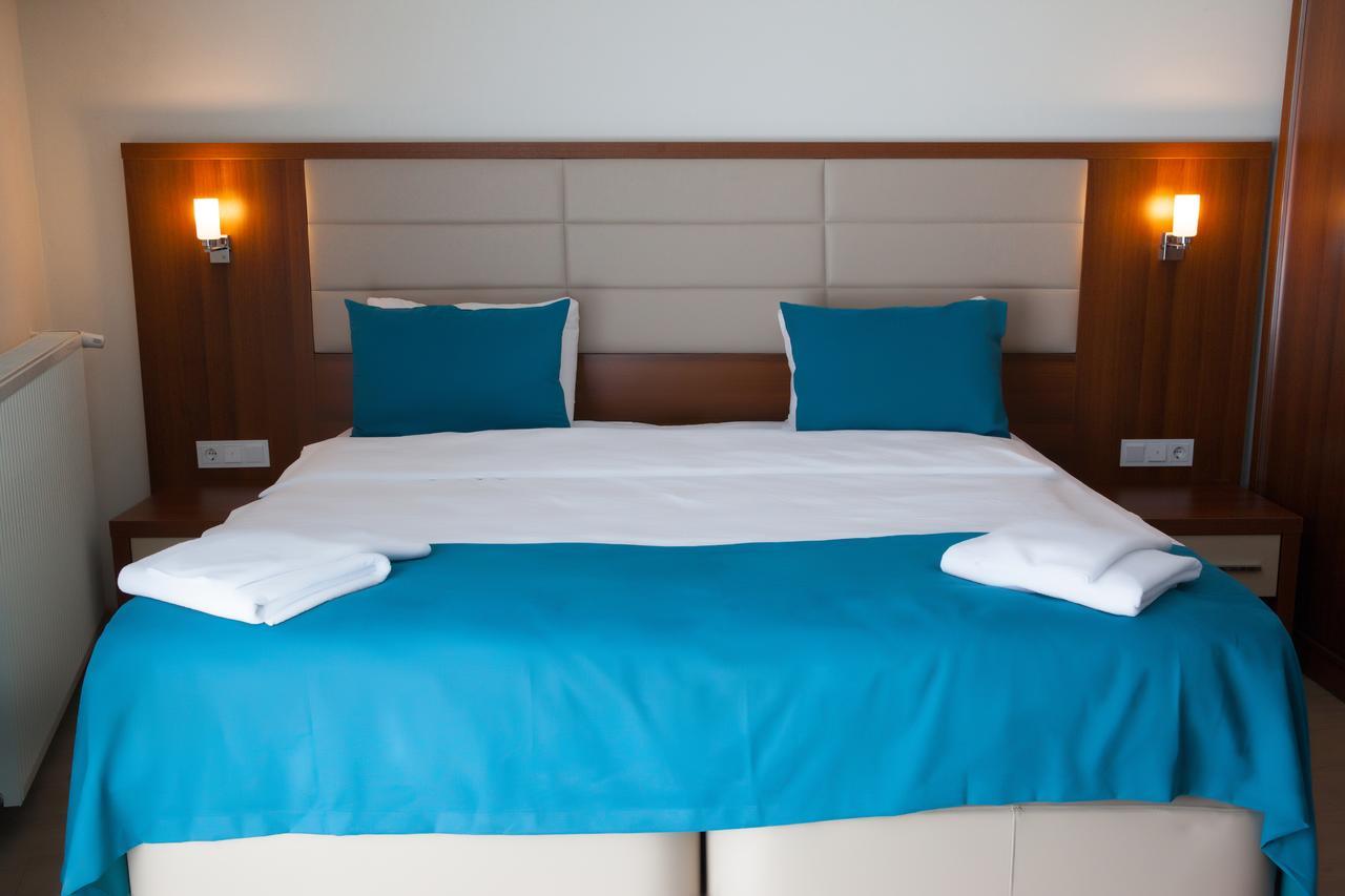 Black Forest Hotel Savsat Екстер'єр фото