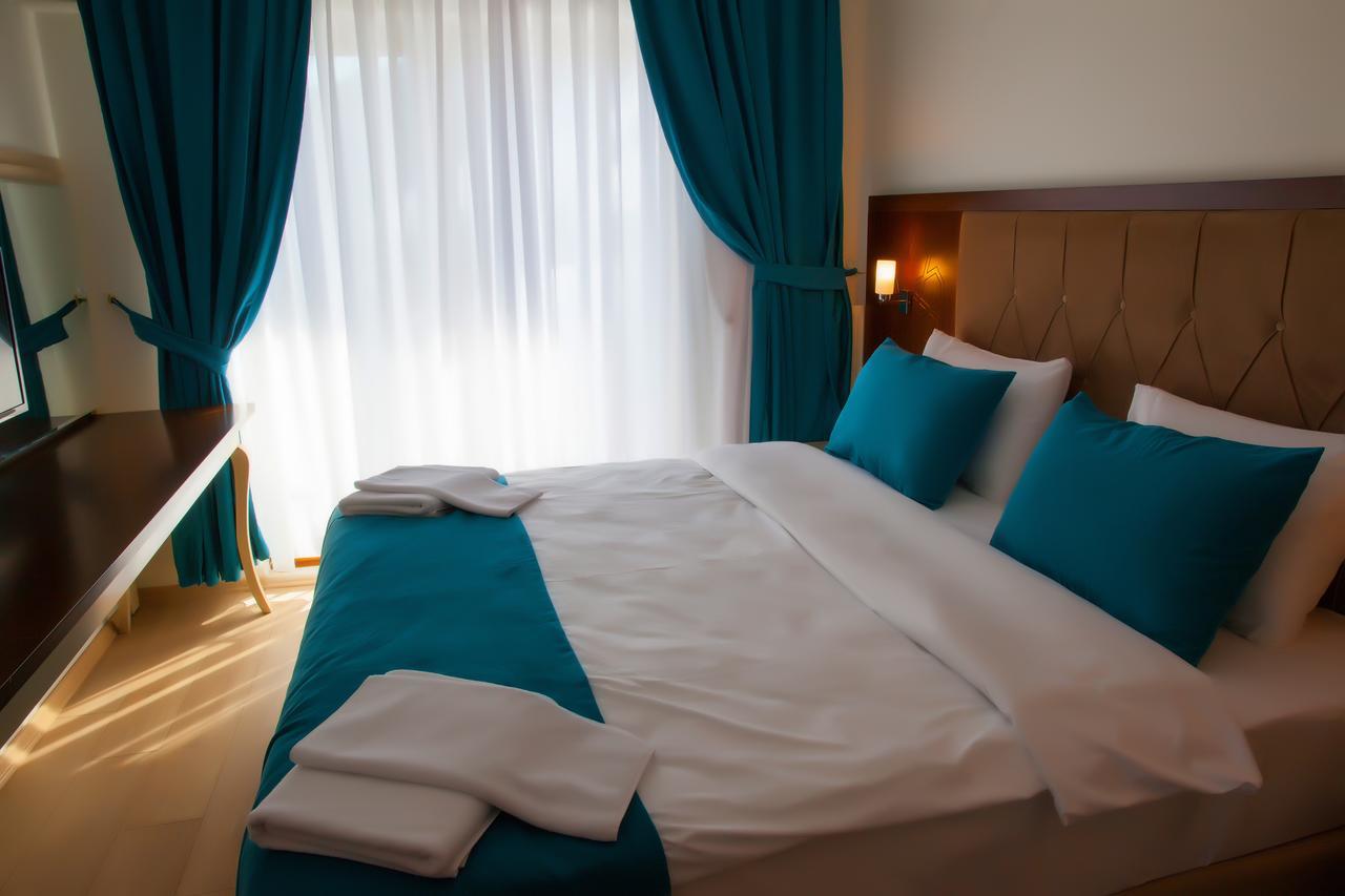 Black Forest Hotel Savsat Екстер'єр фото